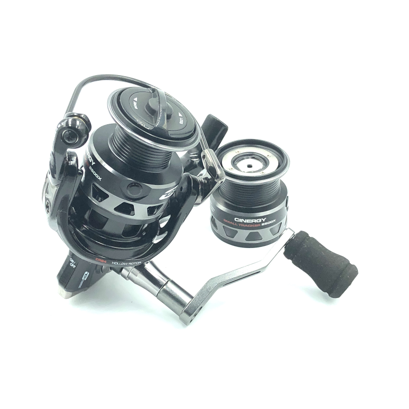 CARRETE CINNETIC CINERGY SMALL TRACKER 2500X ALU